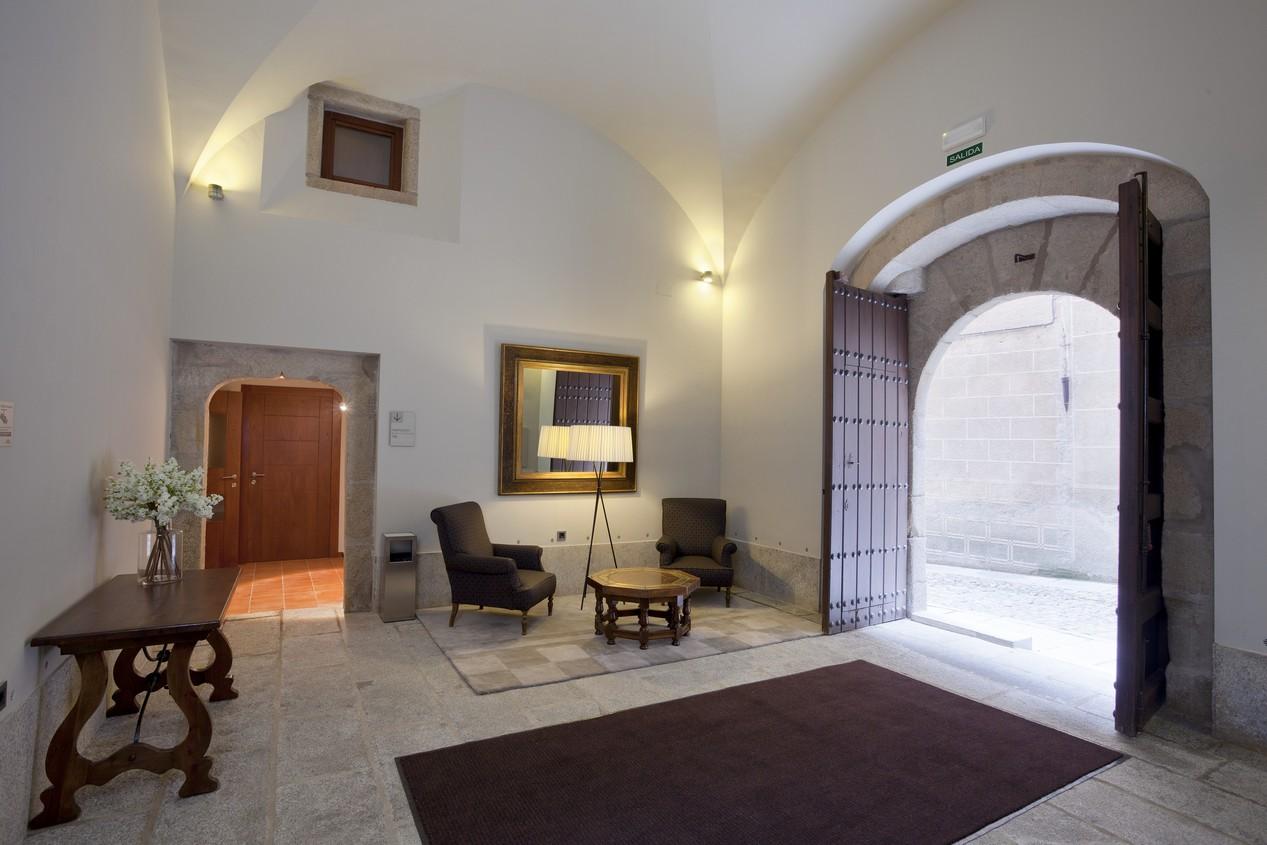Parador De Caceres Luaran gambar