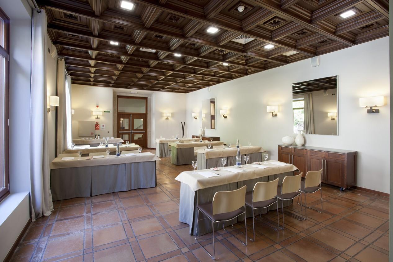 Parador De Caceres Luaran gambar
