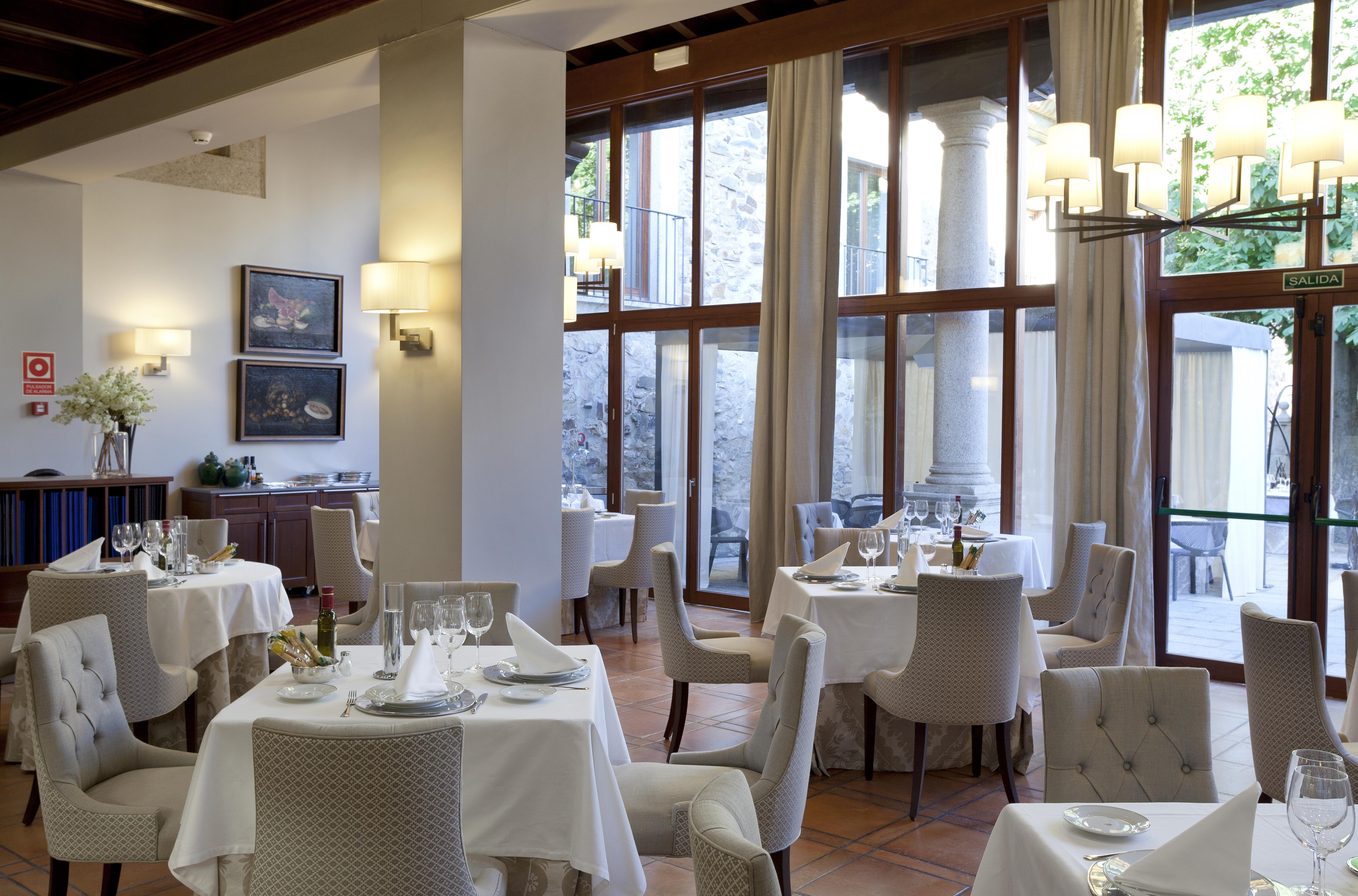 Parador De Caceres Luaran gambar